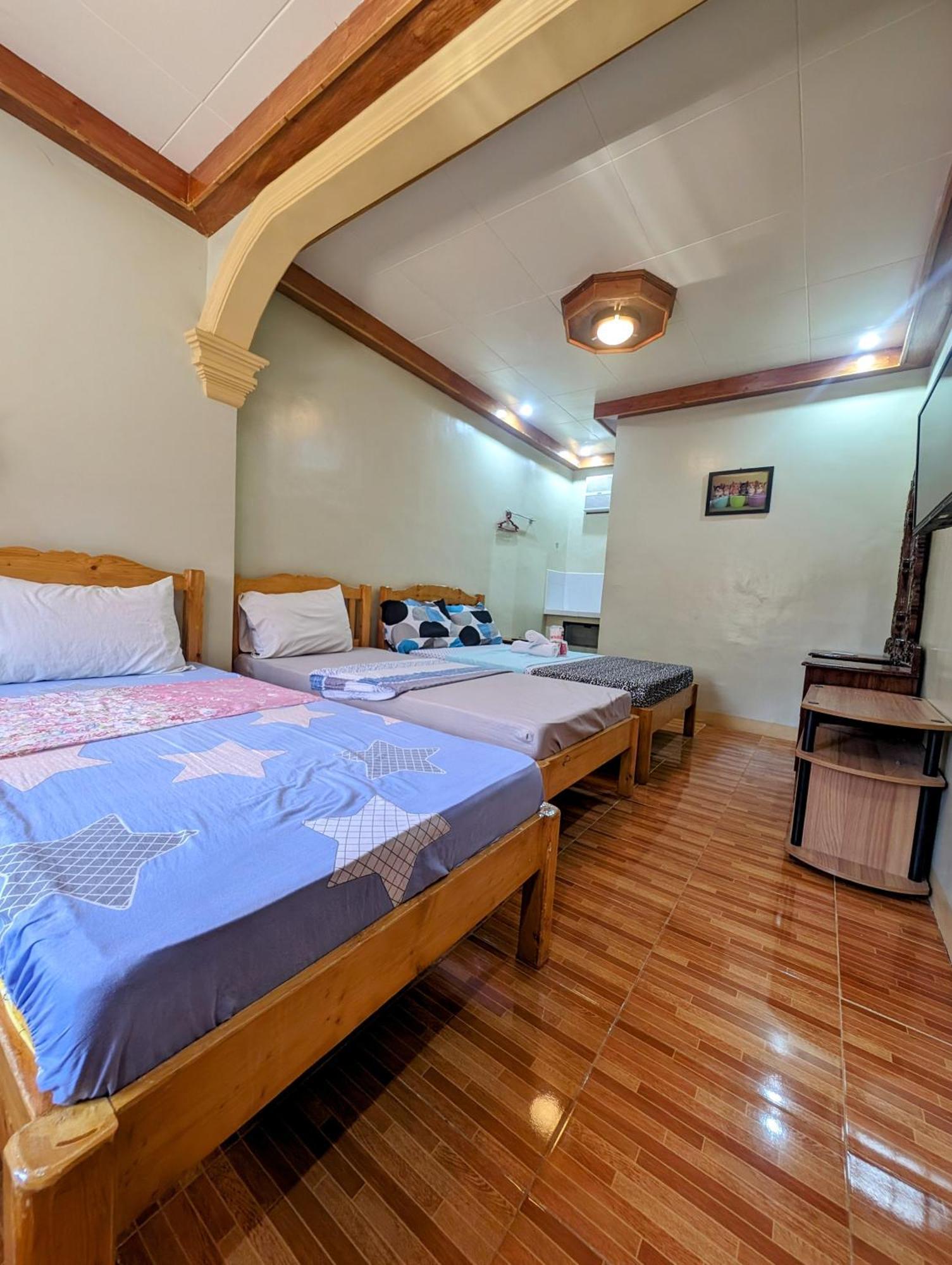 Screaming Gecko Hostel บูซวงกา ภายนอก รูปภาพ